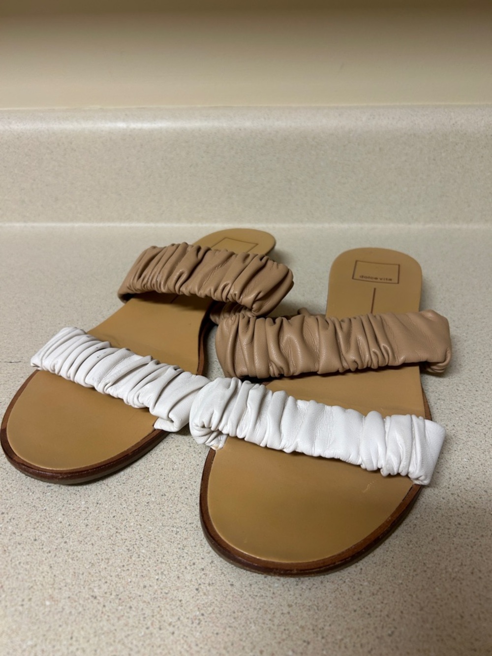 Dolce Vita Two-Tone Ruched Slide Sandals in White & Tan